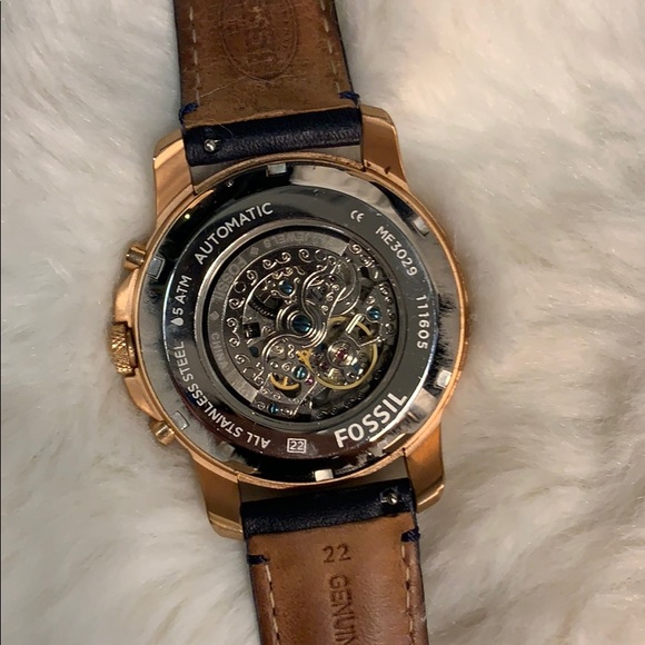 Brand New Fossil Mechanical Watch. Worn 10 times! - Picture 3 of 3